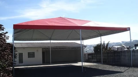 Tenda Piramidal