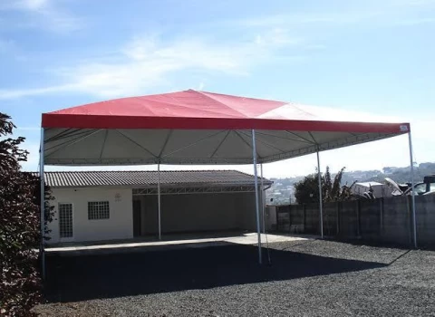 Tenda Piramidal